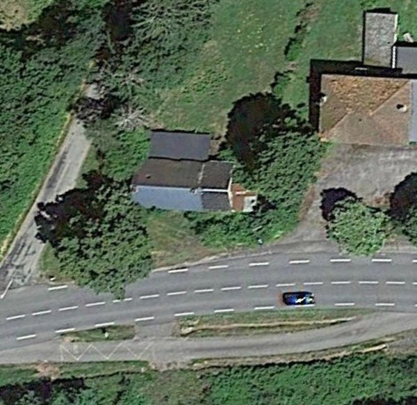 Maison Bible - Urbex Corrèze (19) A la suite de votre achat vous allez recevoir un email dans lequel se trouve les coordonnées GPS de votre lieu. Il ne vous restera plus qu'a les coller dans Google Maps pour pouvoir découvrir le lieu