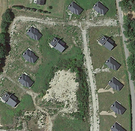 Maison Touristes - Urbex Cantal (15) A la suite de votre achat vous allez recevoir un email dans lequel se trouve les coordonnées GPS de votre lieu. Il ne vous restera plus qu'a les coller dans Google Maps pour pouvoir découvrir le lieu