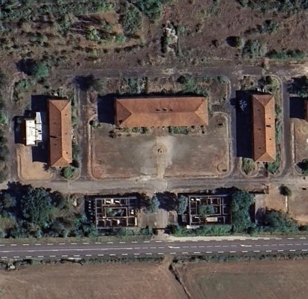 Site Militaire Halo - Urbex Lot (46) A la suite de votre achat vous allez recevoir un email dans lequel se trouve les coordonnées GPS de votre lieu. Il ne vous restera plus qu'a les coller dans Google Maps pour pouvoir découvrir le lieu